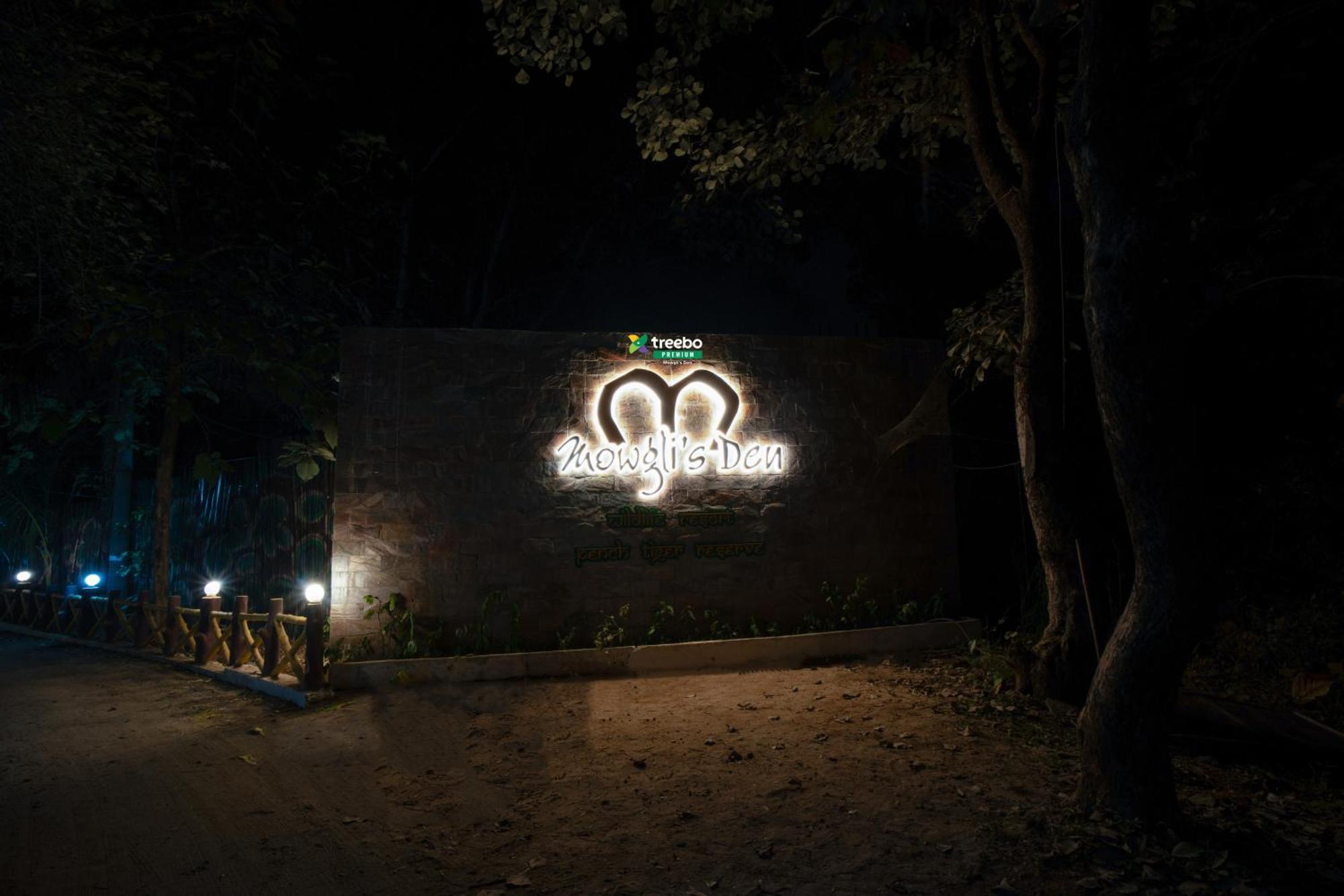 Treebo Premium Mowgli'S Den, Pench Ξενοδοχείο Khawāsa Εξωτερικό φωτογραφία