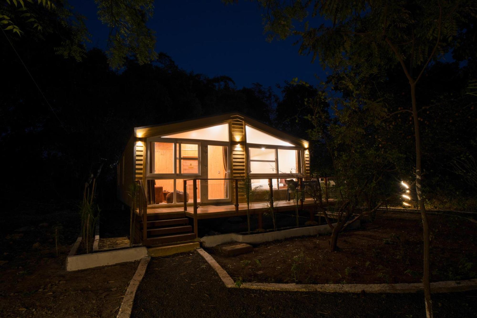 Treebo Premium Mowgli'S Den, Pench Ξενοδοχείο Khawāsa Εξωτερικό φωτογραφία