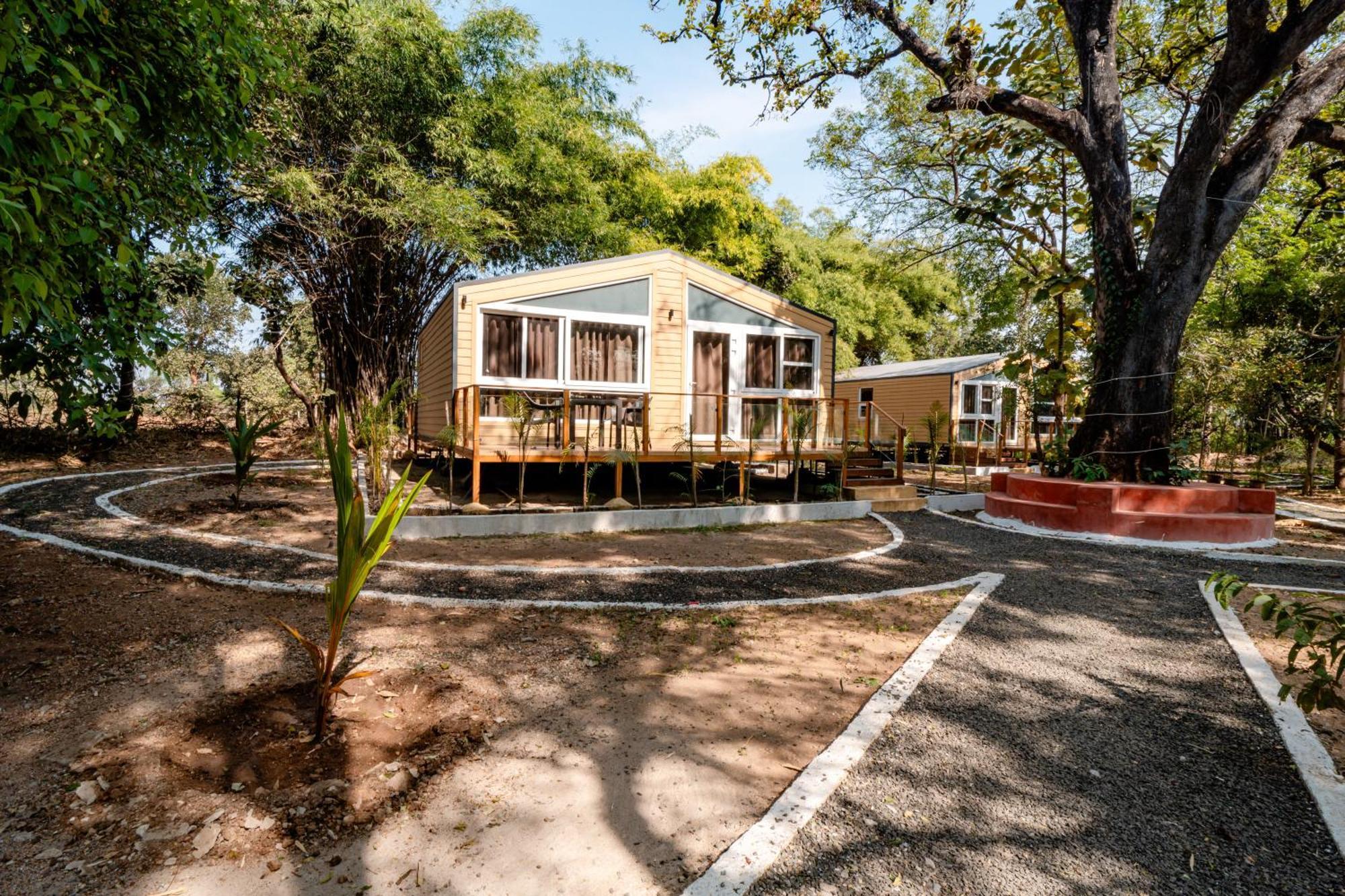 Treebo Premium Mowgli'S Den, Pench Ξενοδοχείο Khawāsa Εξωτερικό φωτογραφία